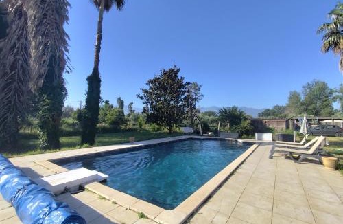 Palau-del-Vidre House | Petit coin de paradis