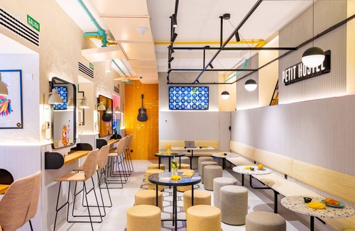 Moncloa-Aravaca Hostel | Petit Hostel Palacio Real