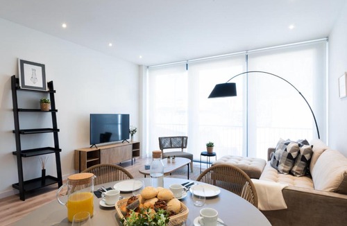 Terrassa Apartment | Petit Luxe Tobella Esquerra
