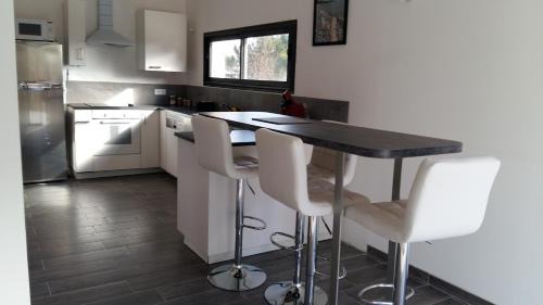 Roquevaire Apartment | Petite maison dans la colline