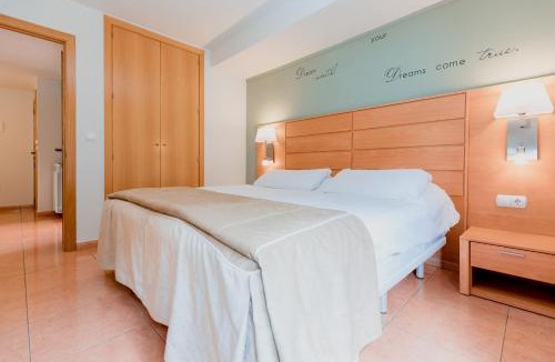 Arans Apartment | Pierre & Vacances Aparthotel La Tulipa