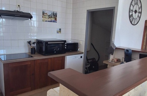 Valeyrac House | Pierres d'Estuaire - 3-star gîte 2025 between vineyards, ocean and river.