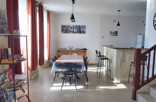 Valeyrac House | Pierres d'Estuaire - 3-star gîte 2025 between vineyards, ocean and river.