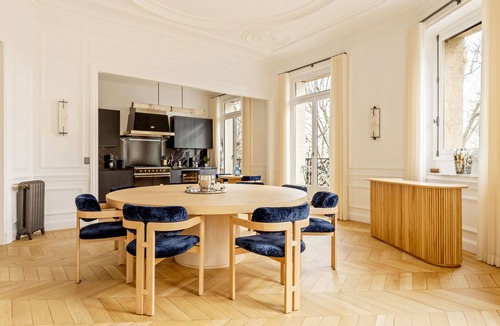 Champs-Elysees Apartment | Place d'Alma