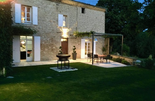 Barcelonne House | Pleasant Provencal country house with swimming pool