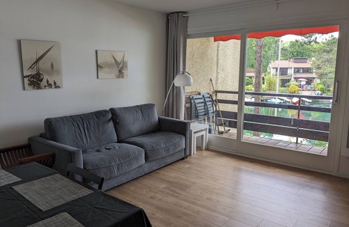 Thonon-les-Bains Apartment | Port Ripaille, Appartement Deux Pièces, Tout Confort