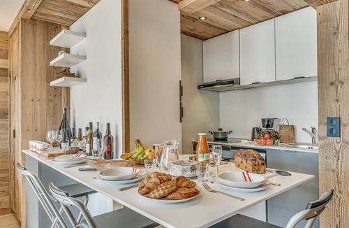 Le Lavachet Apartment | Premium 2-room apartment renovated, cozy, at the foot of the slopes, with wifi