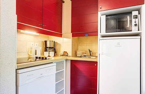 Pyrenees 2000 Apartment | Premium Alpine Family Retreat With Mountain Charm