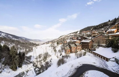 Meribel Centre Apartment | Premium Residence L'Hévana - maeva Home - 3-room Duplex Apartment for 8 people Prestige
