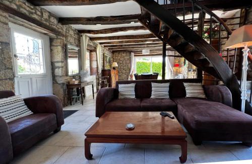 Chauffour-sur-Vell House | Presbytère de Chauffour-sur-Vell