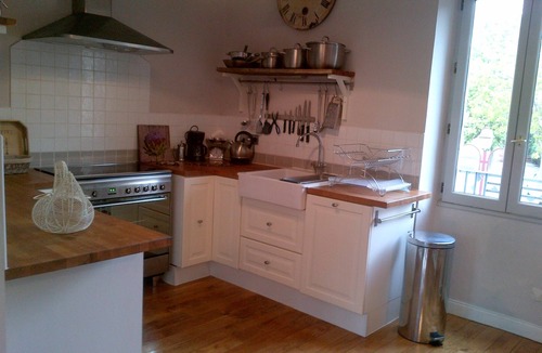 Saint-Genis House | Pretty village house with private heated pool and a/c. Opposite historic church.
