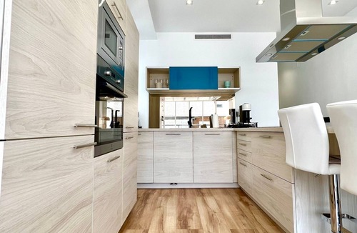 Arapiles Apartment | PRIME penthouse in Chamberí: light, terrace and design