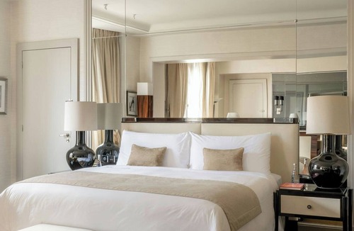 Champs-Elysees Hotel | Prince de Galles, a Luxury Collection Hotel, Paris