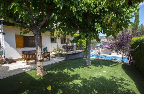 Santa Rosa Villa | Private paradise - hop, skip or jump to Barcelona!