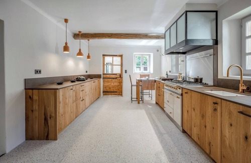Saint-Saturnin-les-Apt House | Provençal bastide with olive grove near Gordes