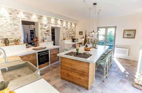 Mirabel-aux-Baronnies House | Provençal manor with Mont Ventoux views
