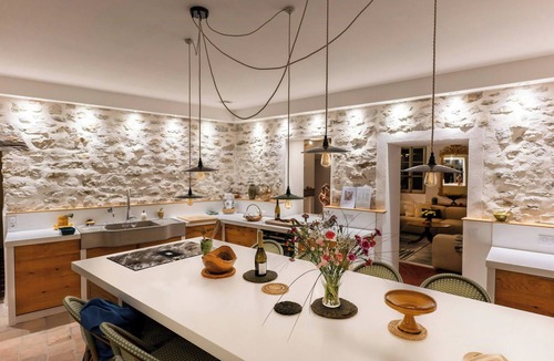 Mirabel-aux-Baronnies House | Provençal manor with Mont Ventoux views