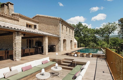Saint-Saturnin-les-Apt House | Provençal charm with friends or family. Just a stone's throw from Gordes and Roussillon.