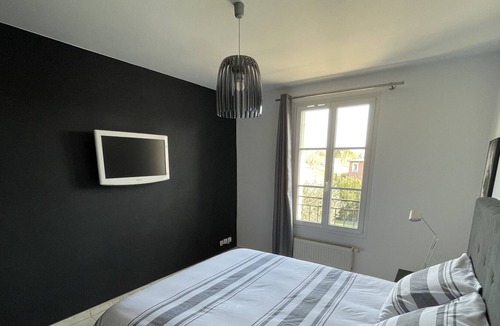 Montboucher-sur-Jabron Villa | Provencal villa with swimming pool on Golf de la Valdaine
