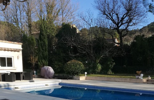Neoules Apartment | Provence Verte La Rayanne