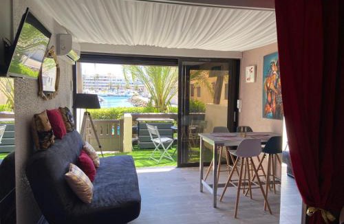Naturist Village Apartment | Purple Secret Naturiste