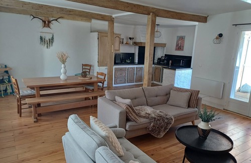 Campan House | Pyrenees family house for 10 people. games room, billiards, terrace.