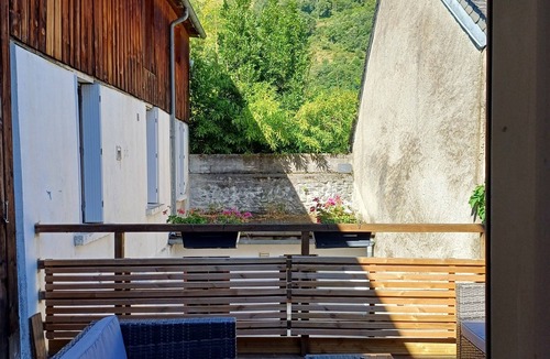 Campan House | Pyrenees family house for 10 people. games room, billiards, terrace.