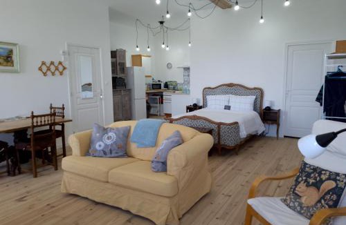 Saint-Gaudens Apartment | Pyrenees Vue Gite Hoopoe - Le Plus Commentaires Positifs,Vues Fantastique, Petit-Déjeuner, Calme, Piscine, Parking