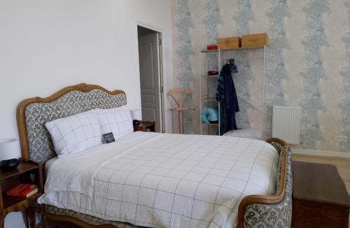 Saint-Gaudens Apartment | Pyrenees Vue Gite Hoopoe - Le Plus Commentaires Positifs,Vues Fantastique, Petit-Déjeuner, Calme, Piscine, Parking