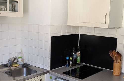 Vernier Apartment | Quiet and bright three minutes from shops and streetcar