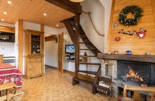La Clusaz Apartment | Quiet duplex, mountain view, pets welcome