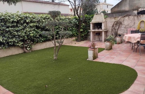 Salon-de-Provence Apartment | Quiet garden level close to town center.