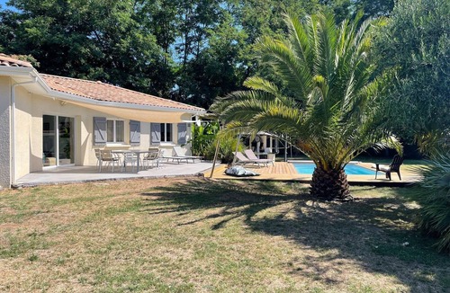 Queyrac House | Quiet house 15 km from the ocean with swimming pool
