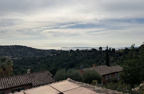 Bormes-Les-Mimosas House | Quiet house 4 rooms, 3 bedrooms, sea view, Bormes-les-Mimosas