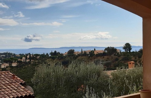 Bormes-Les-Mimosas House | Quiet house 4 rooms, 3 bedrooms, sea view, Bormes-les-Mimosas