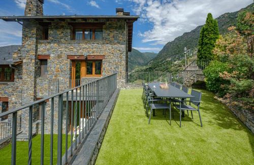 Les Escaldes House | Quiet House Sa Calma