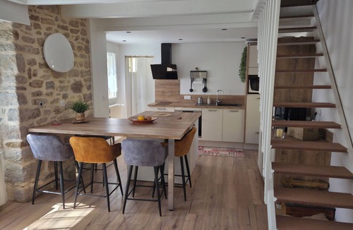 Verrieres House | Quiet house with garden, terrace, comfort and relaxation, very close to nature.