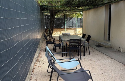 Ales House | Quiet house with garden