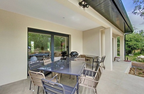 Labeaume Villa | Quiet, new villa 15 minutes from the Gorges de l'Ardèche, ideal for families