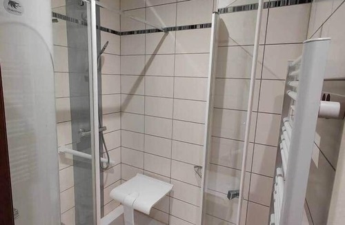 Le Puy-en-Velay Apartment | Quiet two-bedroom apartment with a balcony and an unobstructed view