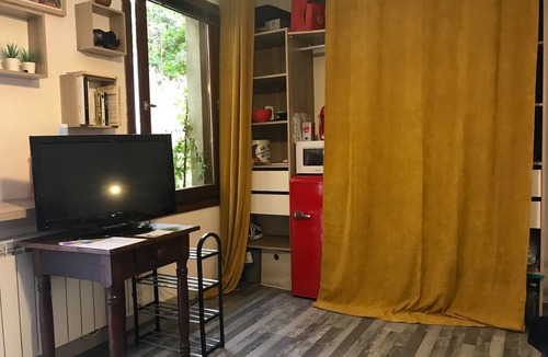 Lunel Apartment | Quiet vacations 12 km from the sea