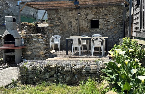 Heches House | Quiet village house, sleeps 8 in the Pyrenees