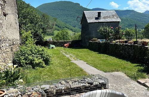 Heches House | Quiet village house, sleeps 8 in the Pyrenees