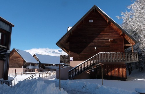 Besse-et-Saint-Anastaise Apartment | Résidence le bois de la reine - 2-room apartment 2/4 persons