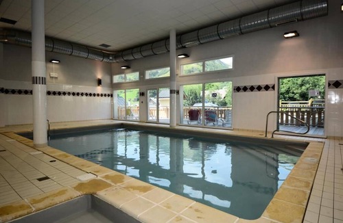Saint-Sorlin-d'Arves Apartment | Résidence Odalys Les Bergers *** - 4 rooms 9/10 persons
