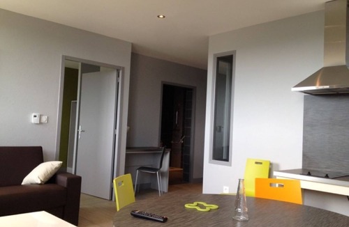 Alleuze Apartment | Résidence Apparten Ville Appartement 6 Personnes