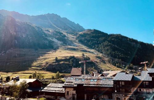 Val-d'Isere Apartment | Résidence Aquila - Superbe appartement 3 pièces cabine pour 8 personnes situé à Val d’Isère, skis aux pieds et à 500m du centre du village, navette MAE-2544