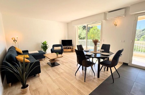 Mandelieu-La-Napoule Apartment | Résidence avec Piscines, Golf Barbossi - Palmazur Vacances