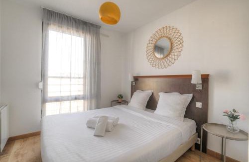 Vaise Apartment | Résidence confort, terrasse, aux pieds du Métro Valmy