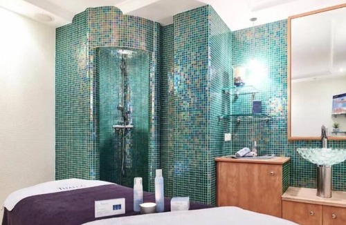 Divonne-les-Bains Apartment | Résidence La Villa du Lac *** - 3 Rooms 6 People Duplex